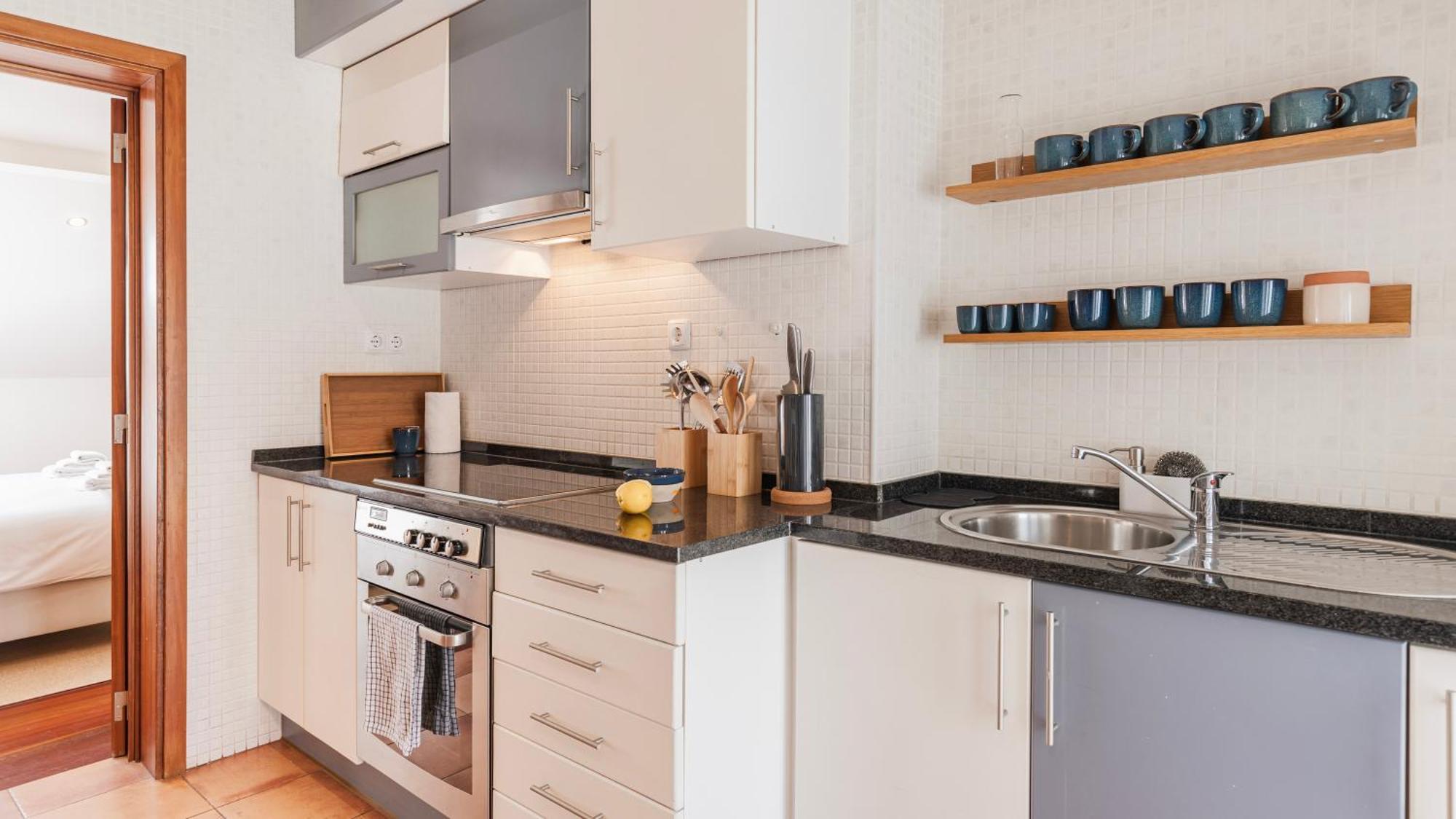 Authentic Living With A View By Lovelystay Apartment