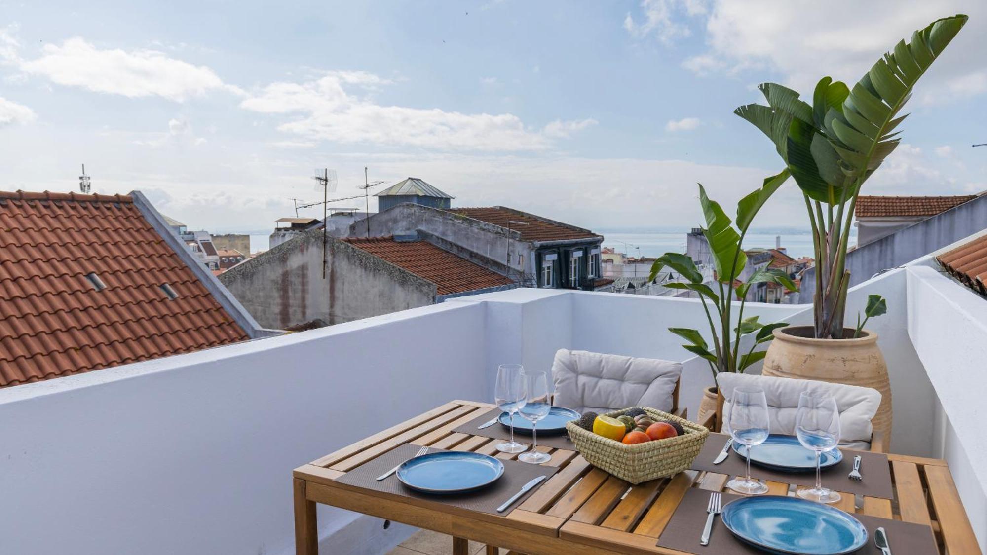 Apartment Authentic Living With A View By Lovelystay Lisbon
